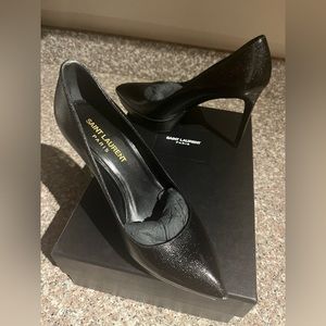 🔥SAINT LAURENT JANIS PUMP🔥